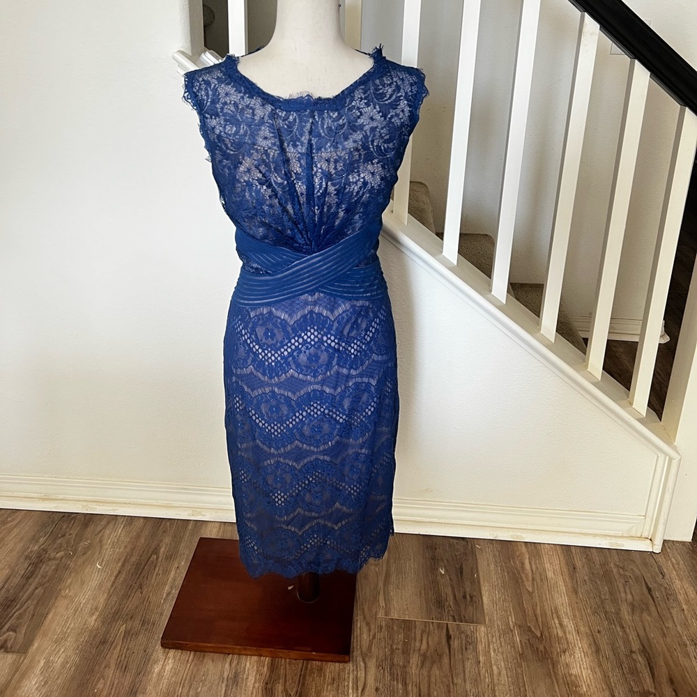 Tadashi Shoji Royal Blue Backless Lace Dress good condition - Picture 3 of 14